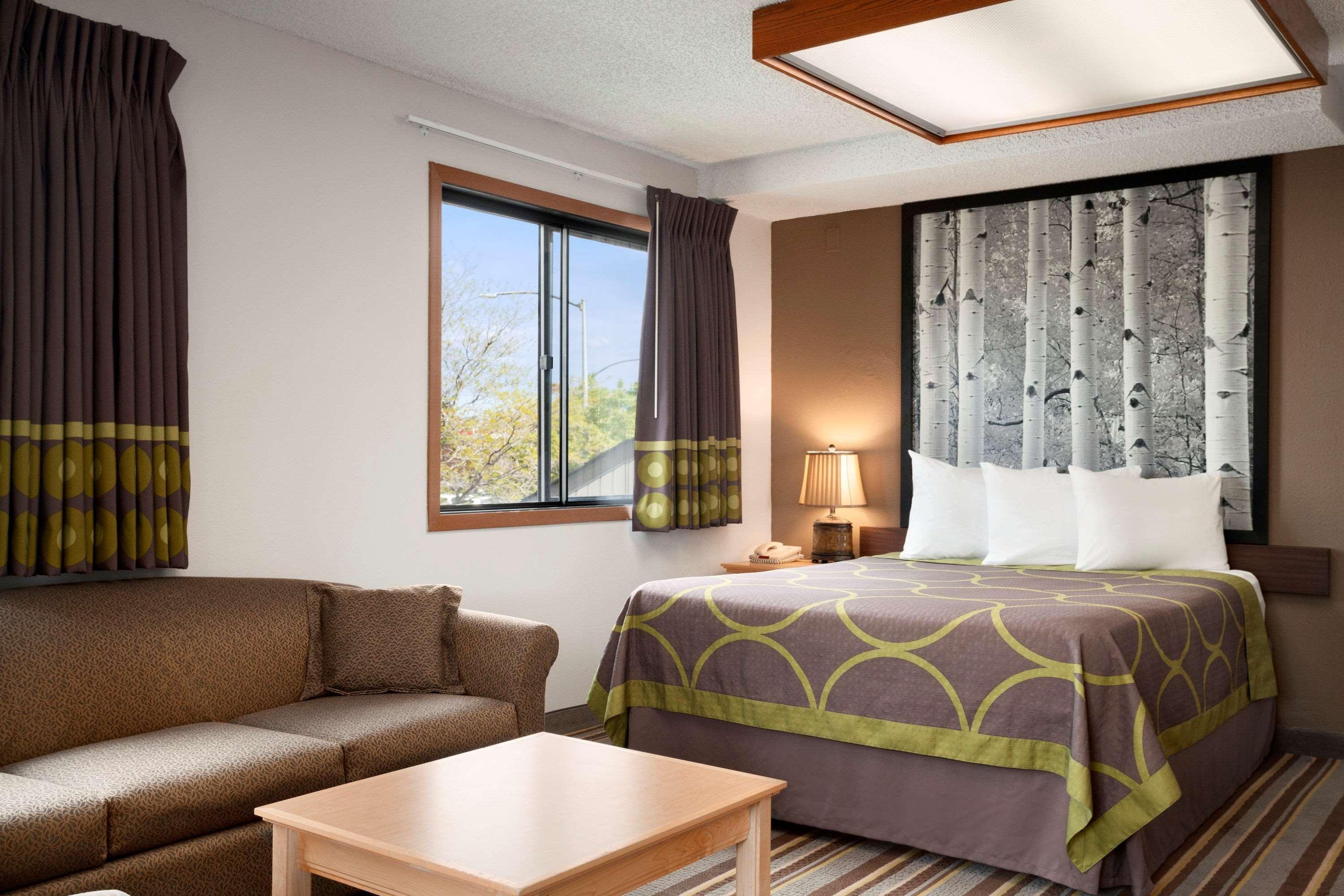 Super 8 By Wyndham Westminster Denver North Bagian luar foto