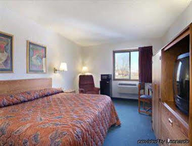 Super 8 By Wyndham Westminster Denver North Bagian luar foto
